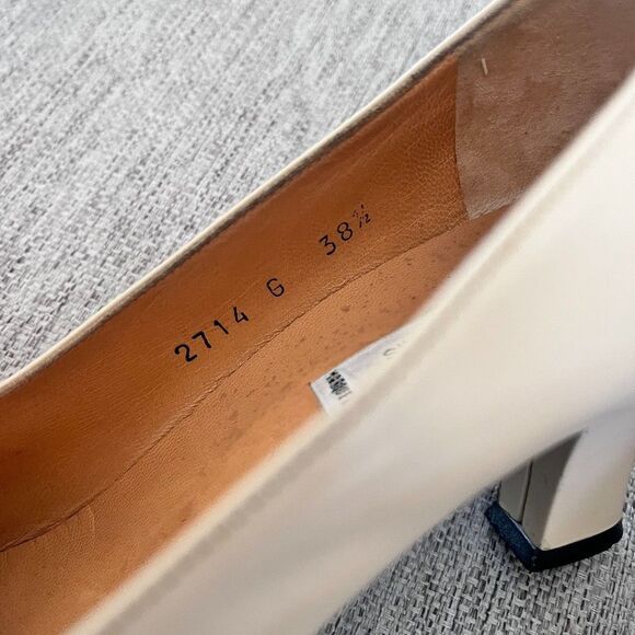 Celine Paris Leather Cap-Toe Two Toned Pumps Gold Hardware Size EU 38.5 - Picture 12 of 12